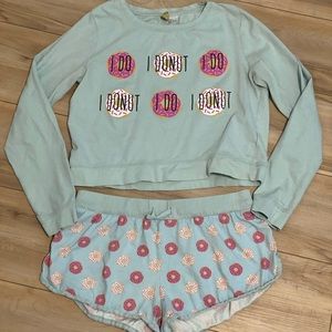 Size small 🍩 donut pajamas- gently used